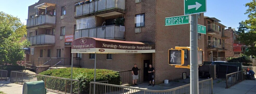 1706 Cropsey Ave, Brooklyn, NY à louer - Photo de l’immeuble – Image 2 sur 4
