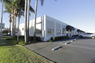 Plus de détails pour 1218-1240 S Lyon St, Santa Ana, CA - Industriel/Logistique à louer