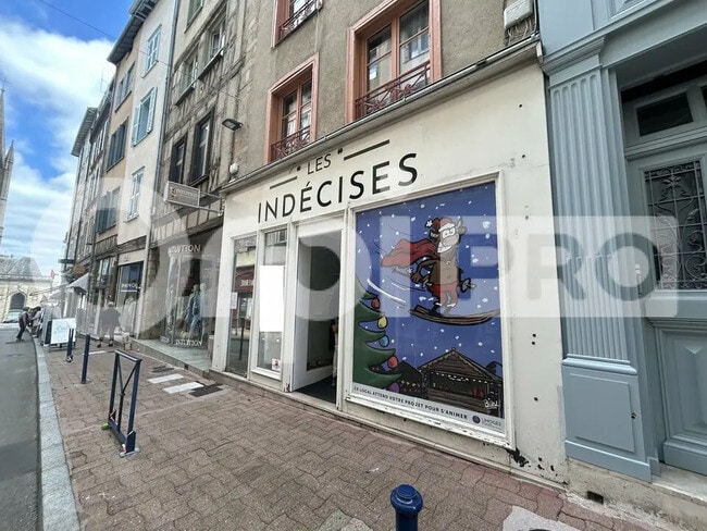Plus de détails pour Local commercial à louer