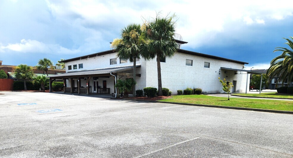 153 Venture Dr, Brunswick, GA à vendre - Photo de l’immeuble – Image 2 sur 16