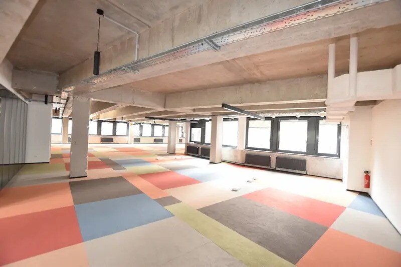 Bureau dans Paris à vendre - Photo de l’immeuble – Image 3 sur 7