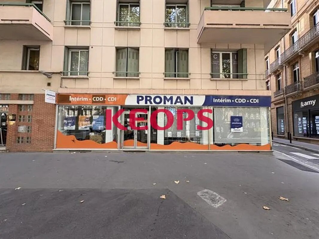 12 Boulevard Lazare Carnot, Toulouse à louer Photo de l’immeuble– Image 1 sur 17
