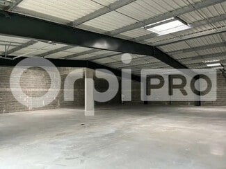 Plus de détails pour Industriel/Logistique à louer