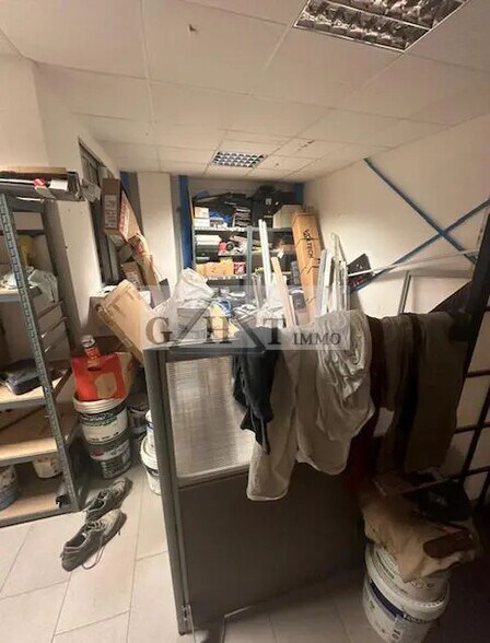 Bureau dans Brie-Comte-Robert à louer - Photo de l’immeuble – Image 3 sur 8
