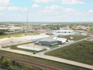 Plus de détails pour 731-931 Silverado Trl, Rosenberg, TX - Industriel/Logistique à vendre