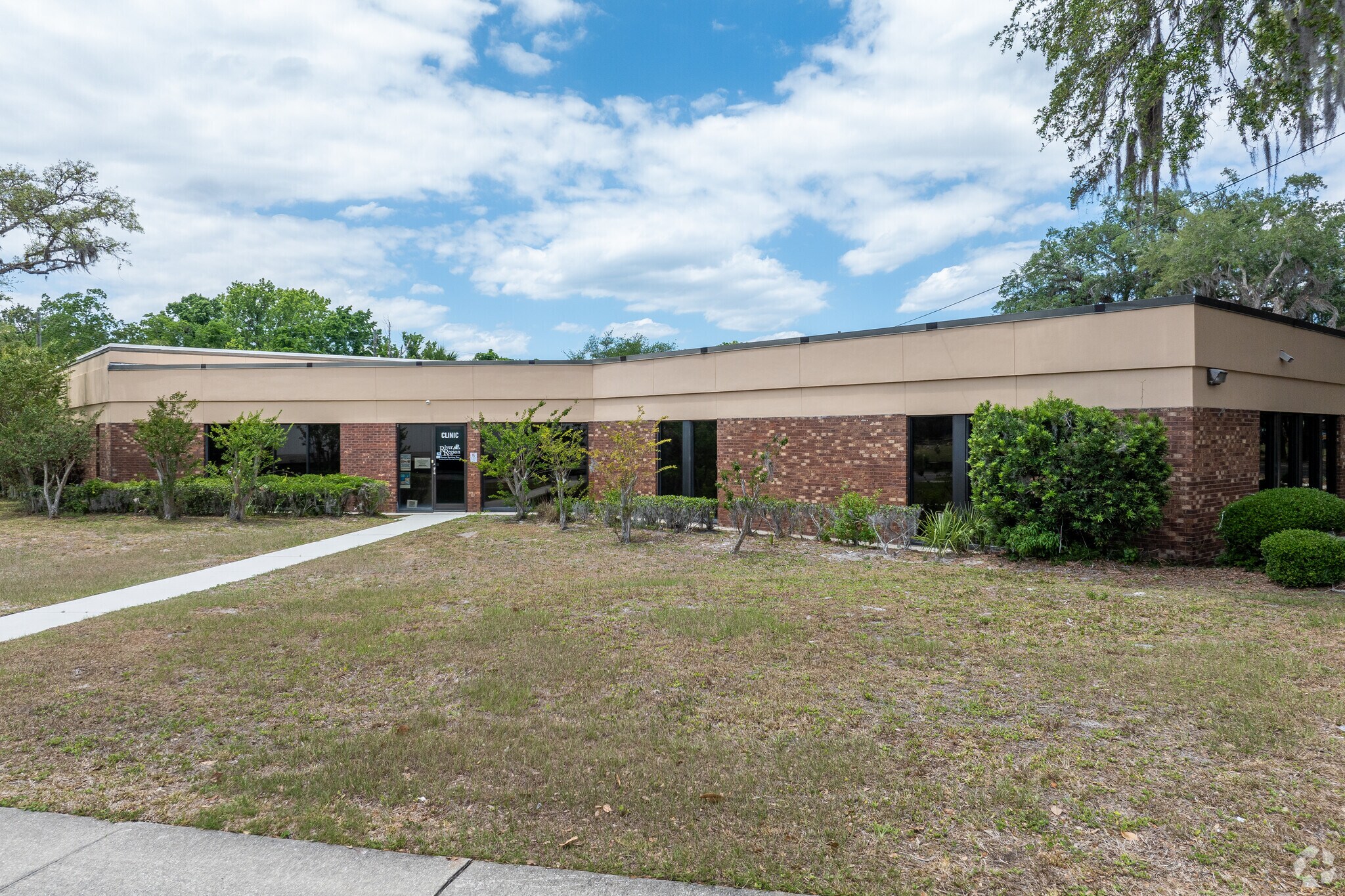 3901 Carmichael Ave, Jacksonville, FL à vendre Photo de l’immeuble– Image 1 sur 25