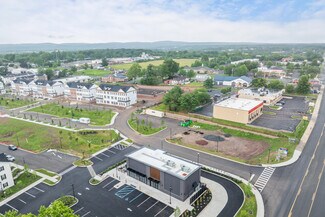 Plus de détails pour 623 E Broad St, Souderton, PA - Local commercial à louer