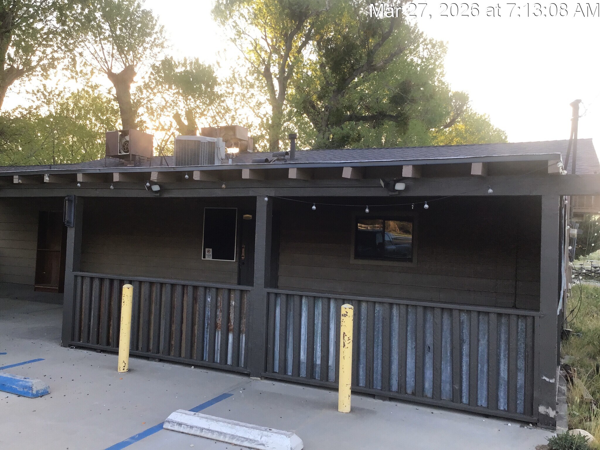 14700 Elizabeth Lake Rd, Lake Hughes, CA à louer Photo de l’immeuble– Image 1 sur 5