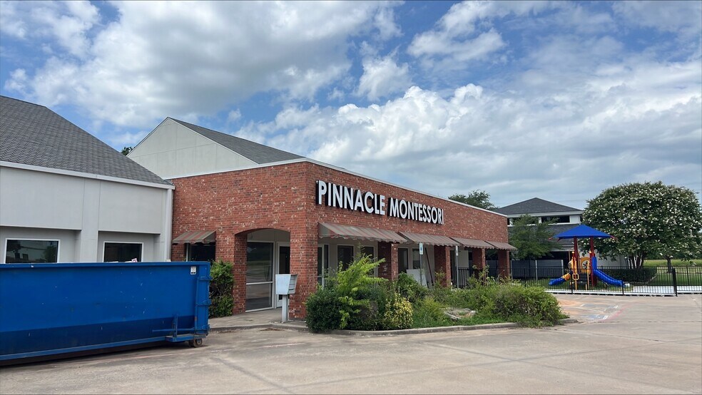 2100 Post Oak Xing, Sherman, TX à vendre - Photo de l’immeuble – Image 3 sur 10