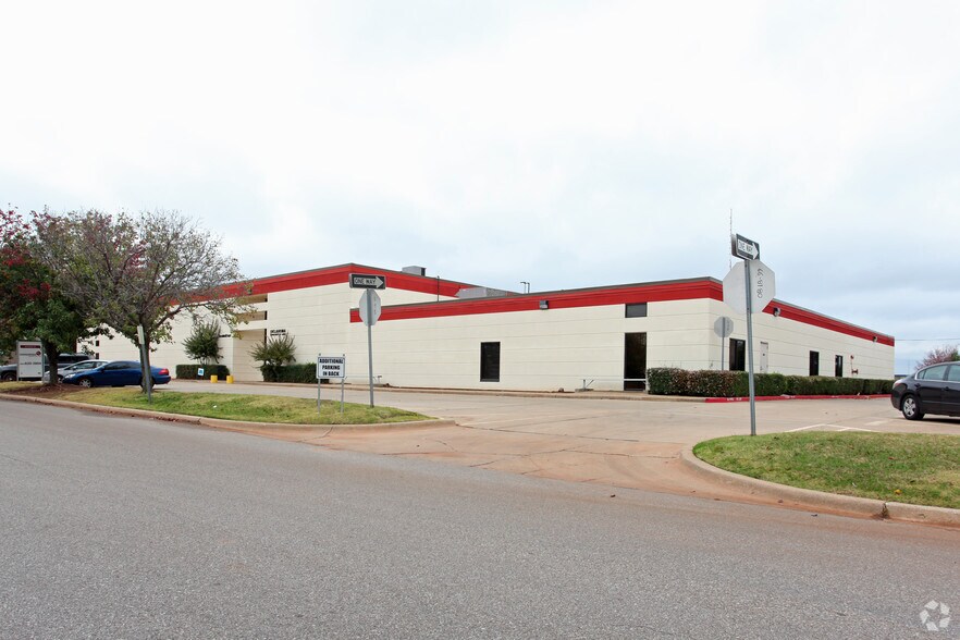 3017 N Stiles Ave, Oklahoma City, OK à louer - Photo principale – Image 1 sur 6