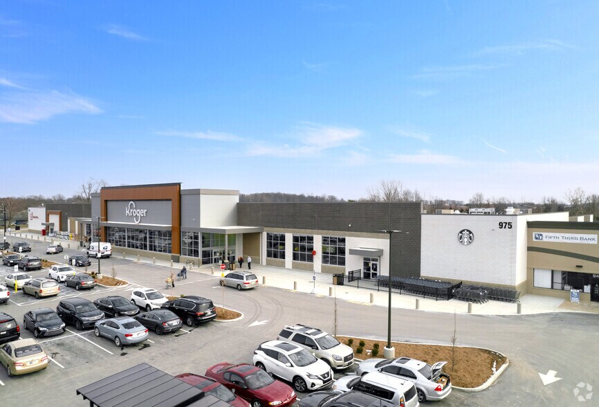 905-975 N Green St, Brownsburg, IN à louer - Photo principale – Image 1 sur 5