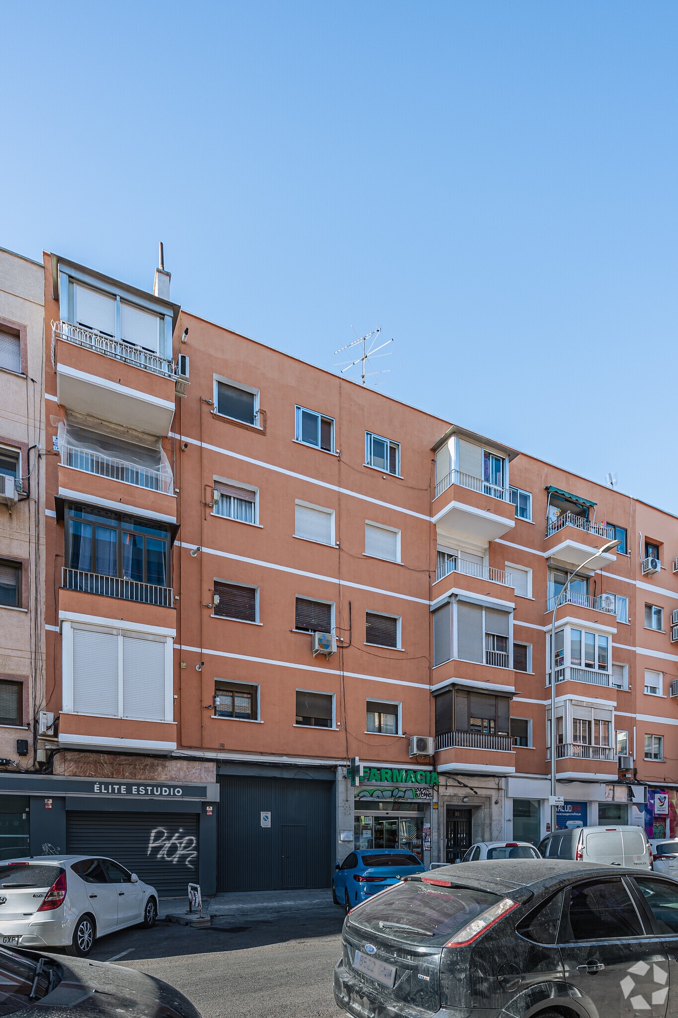 Calle de la Alondra, 49, Madrid, Madrid à vendre Photo principale– Image 1 sur 2