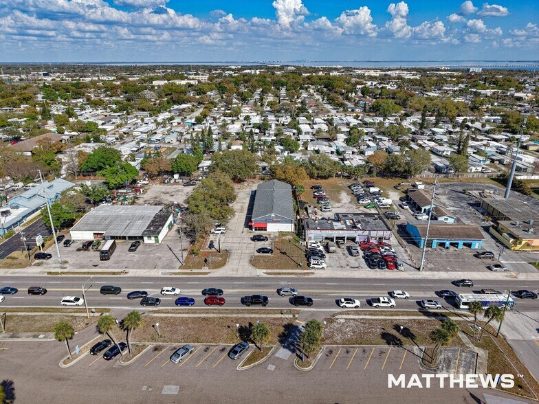 235 S Belcher Rd, Clearwater, FL à vendre - Photo de l’immeuble – Image 2 sur 4