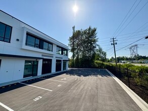 2660 Barnet Hwy, Coquitlam, BC à louer Photo intérieure– Image 2 sur 9