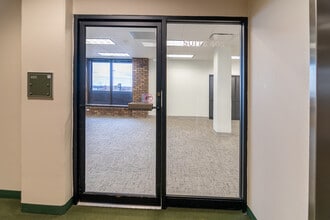 4415 W Harrison St, Hillside, IL à louer Photo intérieure– Image 2 sur 5