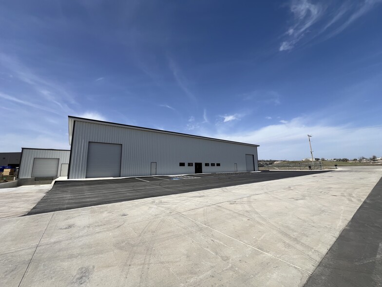6020 W 55th St S, Tulsa, OK à louer - Photo de l’immeuble – Image 2 sur 4