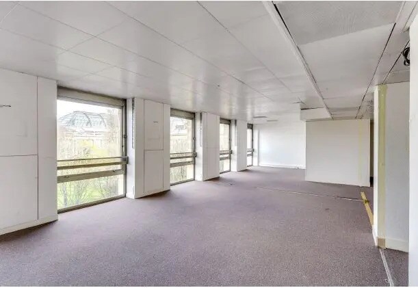 Bureau dans Paris à louer - Photo de l’immeuble – Image 1 sur 7