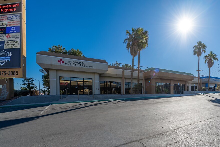3085 E Flamingo Rd, Las Vegas, NV à vendre - Photo de l’immeuble – Image 2 sur 7