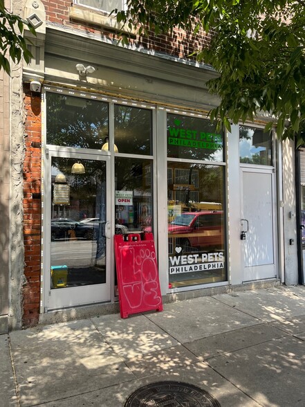 4015 Lancaster Ave, Philadelphia, PA à louer - Photo de l’immeuble – Image 1 sur 4