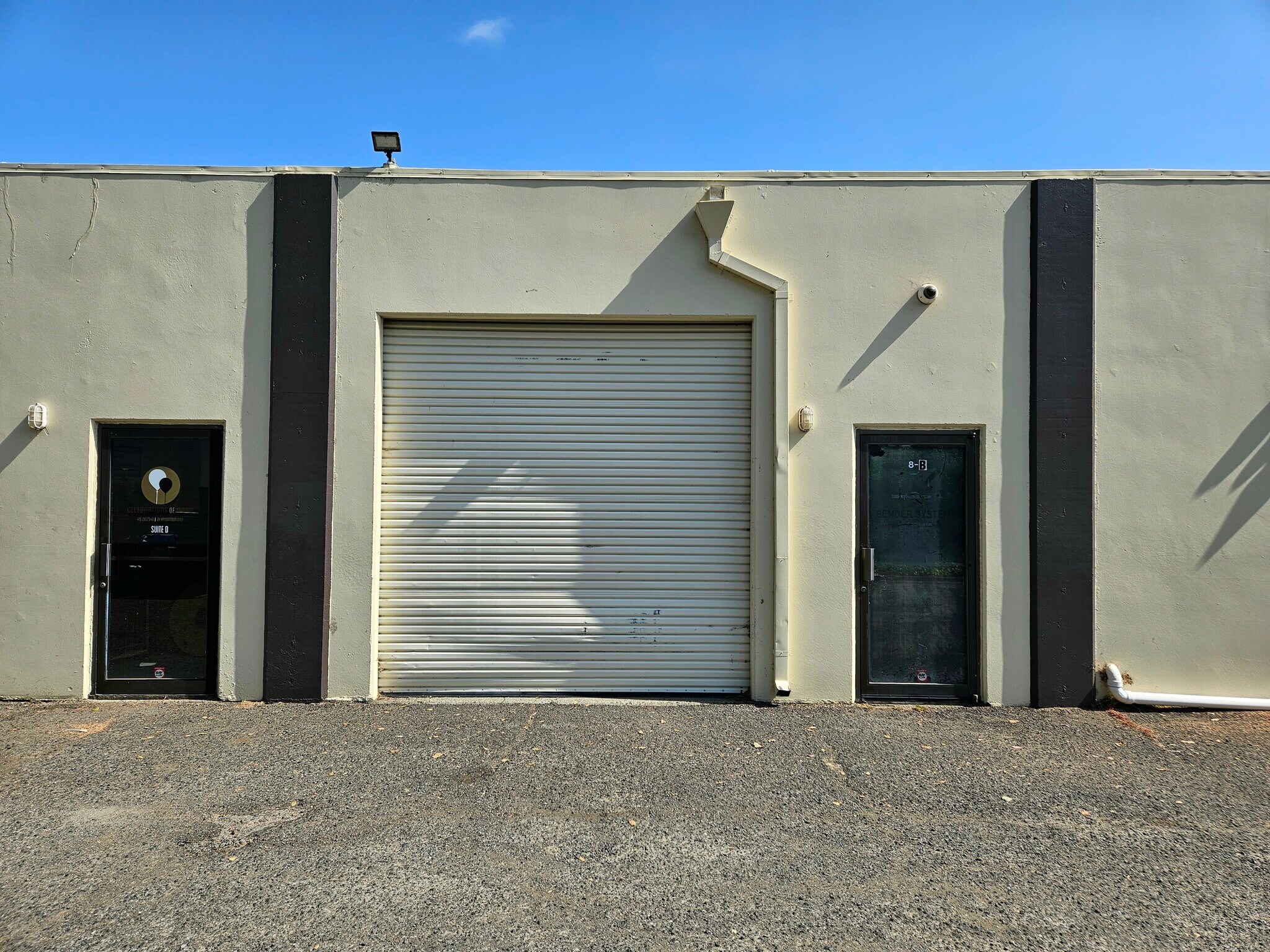 8 Commercial Blvd, Novato, CA à louer Photo de l’immeuble– Image 1 sur 12