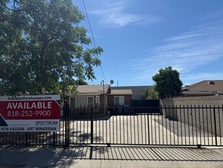 Plus de détails pour 12422 Bromwich St, Pacoima, CA - Terrain à louer