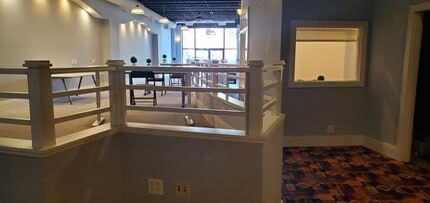 310-324 W Burlington Ave, La Grange, IL à louer Photo intérieure– Image 2 sur 5