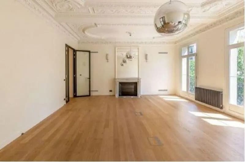 Bureau dans Paris à louer - Photo de l’immeuble – Image 3 sur 16