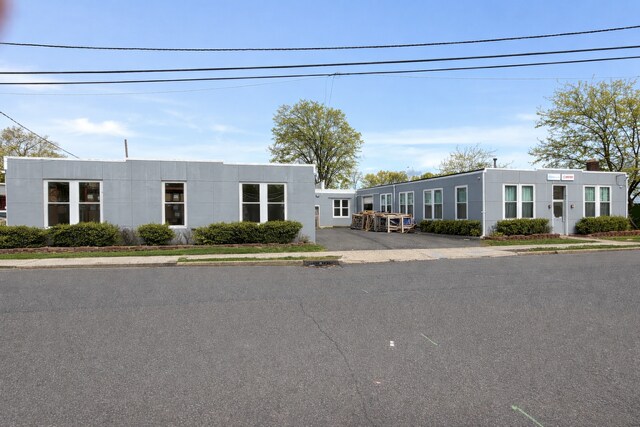 920 Savitt Pl, Union Township, NJ à vendre - Photo principale – Image 1 sur 9