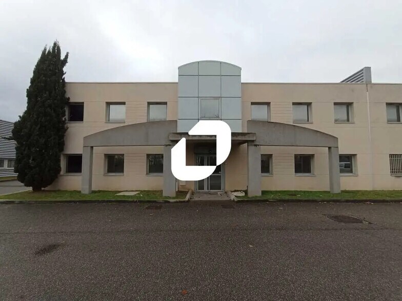 36 Rue Champ Dolin, Saint-Priest à louer - Photo de l’immeuble – Image 2 sur 31