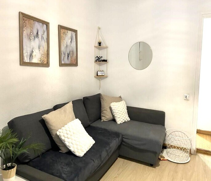 Immeuble residentiel dans L'Hospitalet de Llobregat, Barcelona à vendre - Photo intérieure – Image 3 sur 10