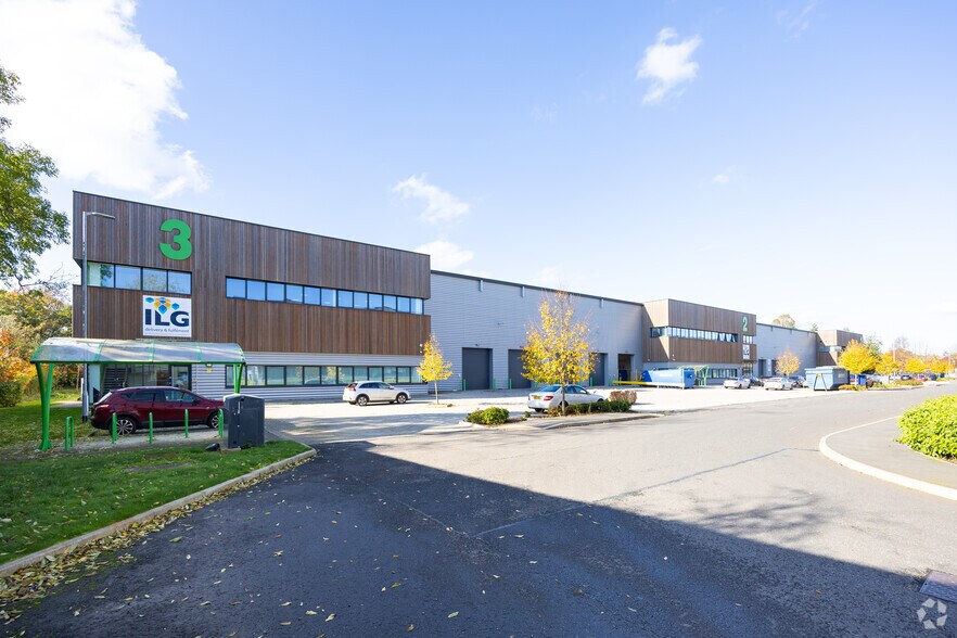 Cross Oak Ln, Redhill à vendre - Photo principale – Image 1 sur 1