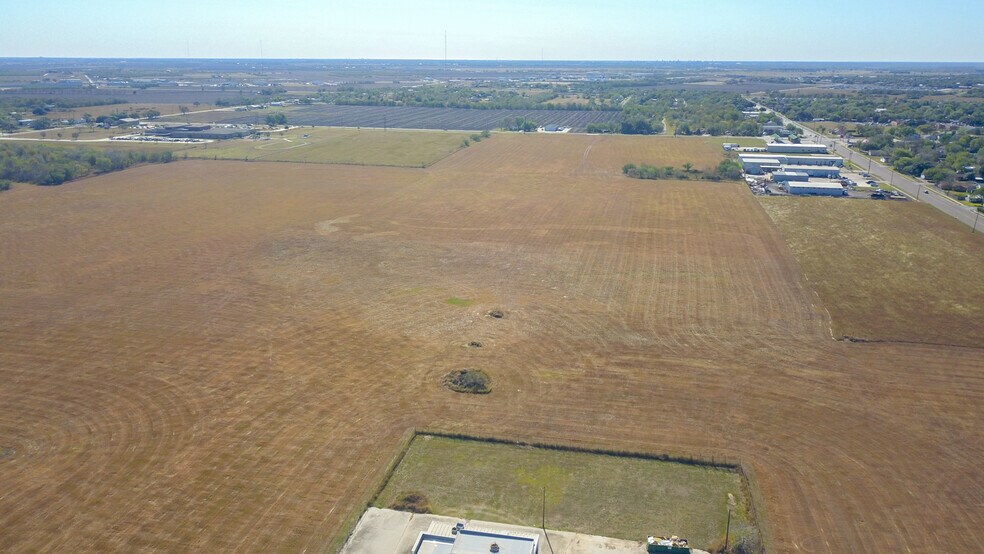 00 Delmar Dr & 3804 Lone Tree Rd, Victoria, TX à vendre - Photo de l’immeuble – Image 3 sur 12