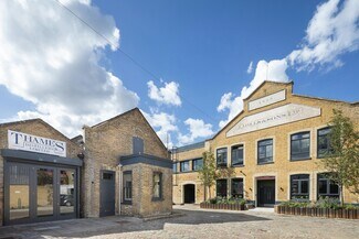 Plus de détails pour 12 Ossory Rd, Londres - Bureau, Industriel/Logistique à louer