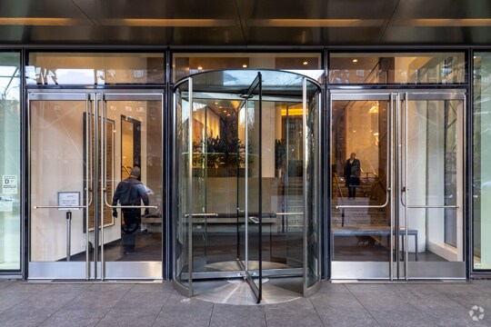 50 West St, New York, NY à vendre - Photo de l’immeuble – Image 3 sur 7