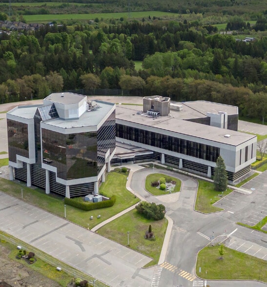 6300 Boul Guillaume Couture, Lévis, QC à louer - Photo principale – Image 1 sur 23