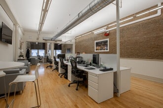 12 Broad St, Red Bank, NJ à louer Photo intérieure– Image 2 sur 11