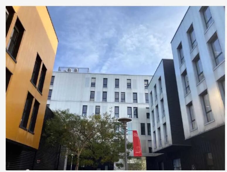 26 Rue Emile Decorps, Villeurbanne à louer - Photo de l’immeuble – Image 3 sur 13