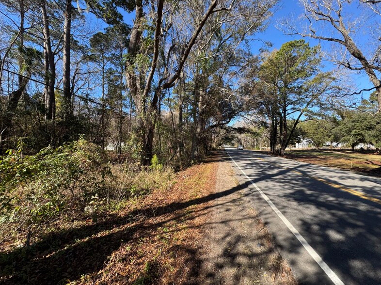 2044 River Rd, Johns Island, SC à vendre - Photo principale – Image 1 sur 1