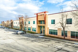 Plus de détails pour 11301-11325 Strang Line Rd, Lenexa, KS - Local d'activités à louer