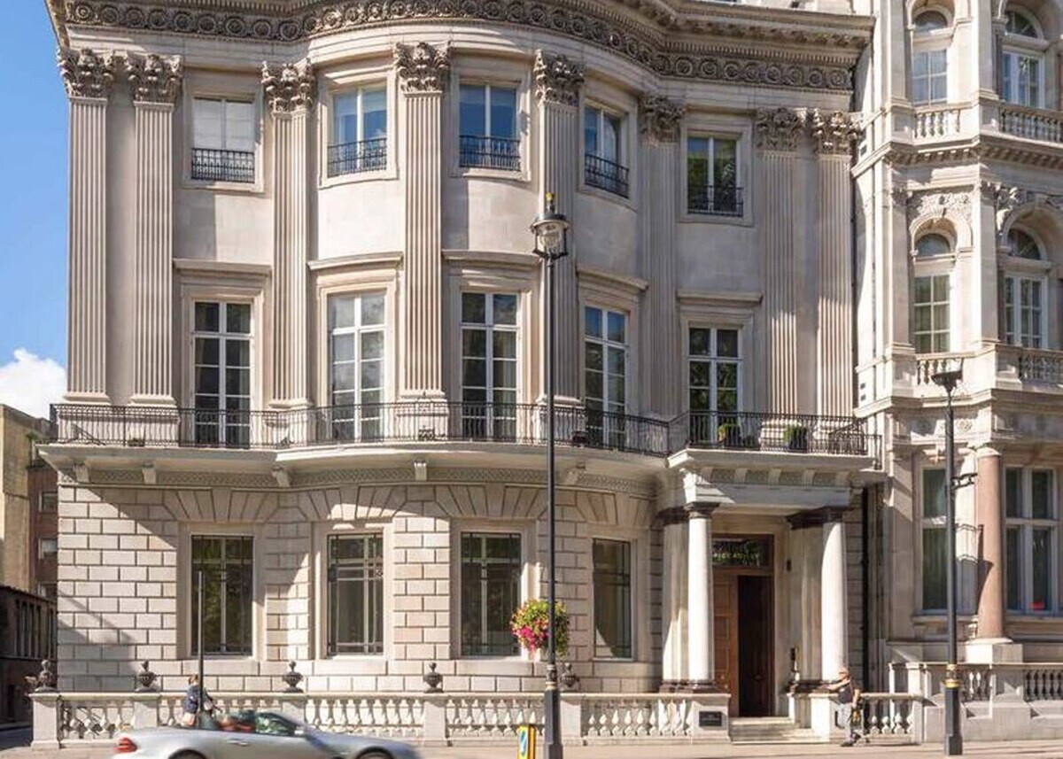 105 Piccadilly, Londres à louer Photo de l’immeuble– Image 1 sur 10