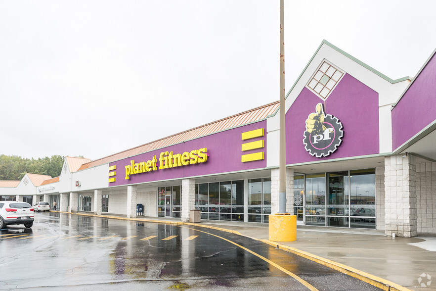 4201 Mall Dr, Steubenville, OH à louer - Photo de l’immeuble – Image 2 sur 3