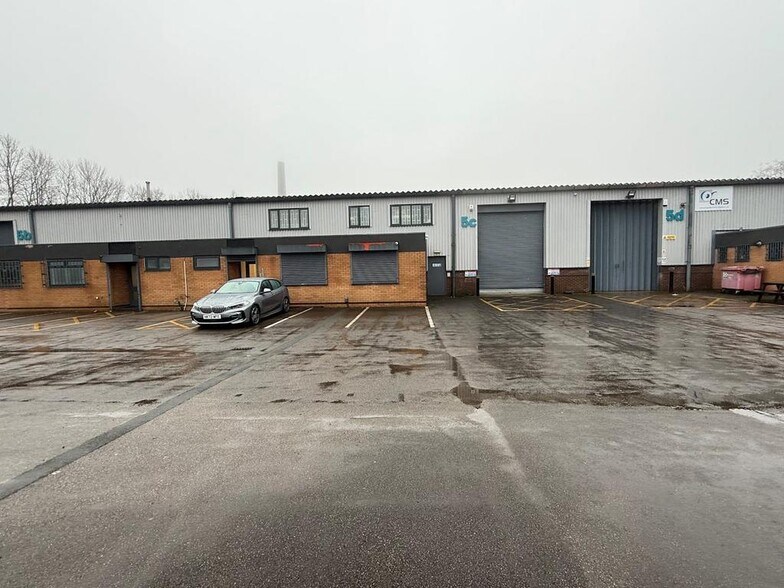 Transpennine Trading Estate, Gorrells Way, Rochdale à louer - Photo de l’immeuble – Image 2 sur 10