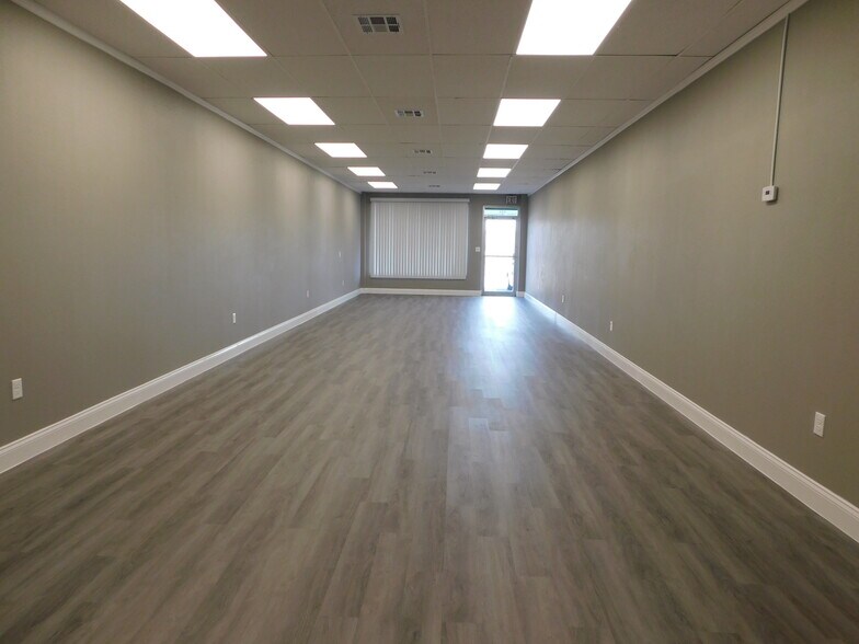 Rockledge Plaza, Rockledge, FL à vendre - Photo de l’immeuble – Image 3 sur 8