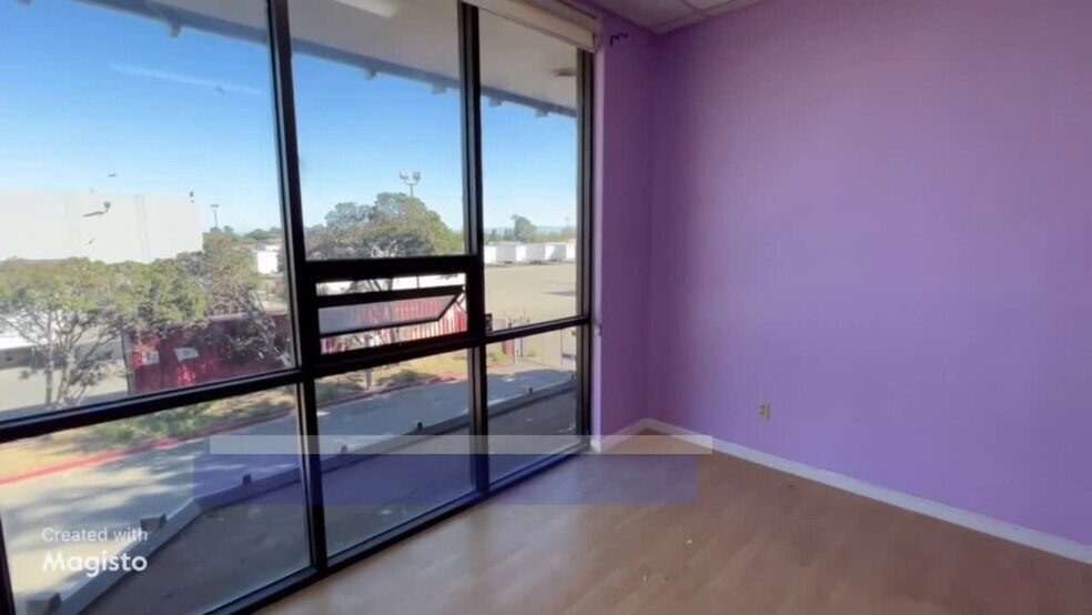 1515 Aurora Dr, San Leandro, CA à louer - Vidéo sur l’annonce professionnelle – Image 2 sur 12