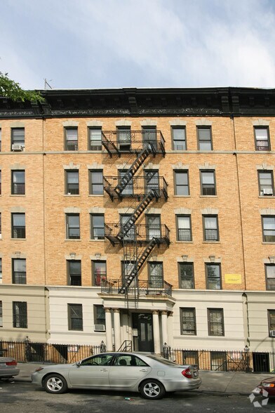 367 Edgecombe Ave, New York, NY à vendre - Photo principale – Image 1 sur 2