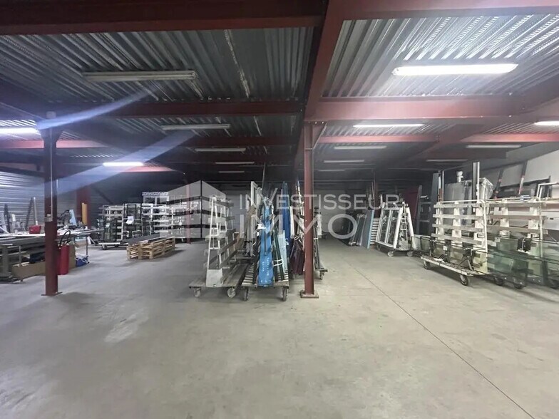 Local d'activités dans Grez-sur-Loing à vendre - Photo de l’immeuble – Image 1 sur 7