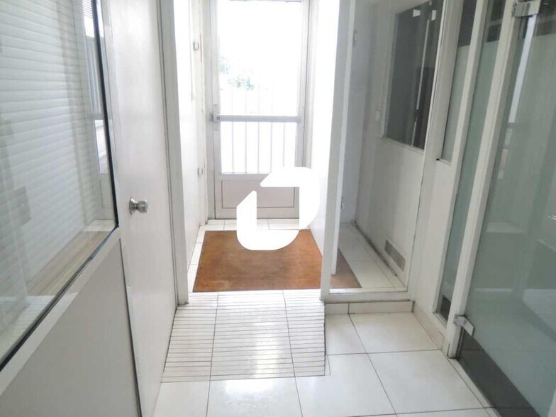 Bureau dans Sèvres à vendre - Photo intérieure – Image 2 sur 7
