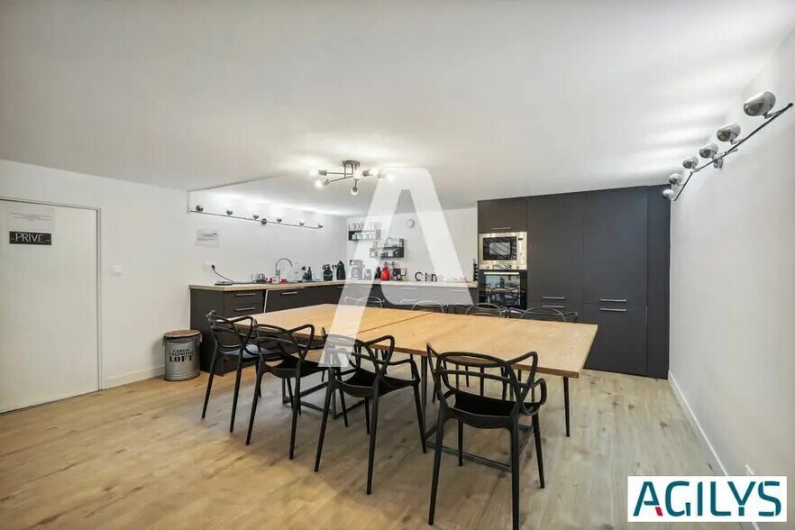 Bureau dans Orsay à louer - Photo de l’immeuble – Image 2 sur 18