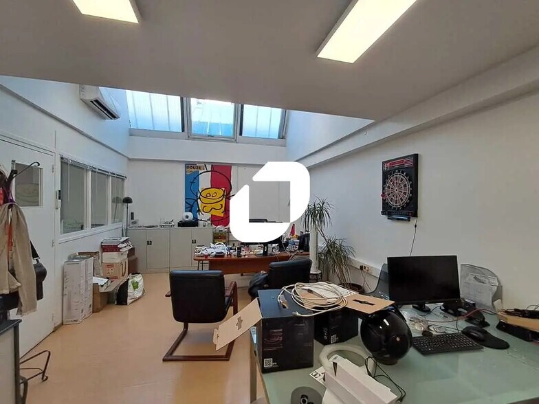 Bureau dans Montrouge à louer - Photo de l’immeuble – Image 2 sur 4