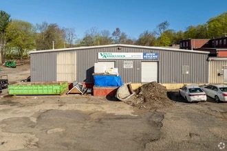 21-69 S Main St, Leicester, MA à louer Photo intérieure– Image 2 sur 5